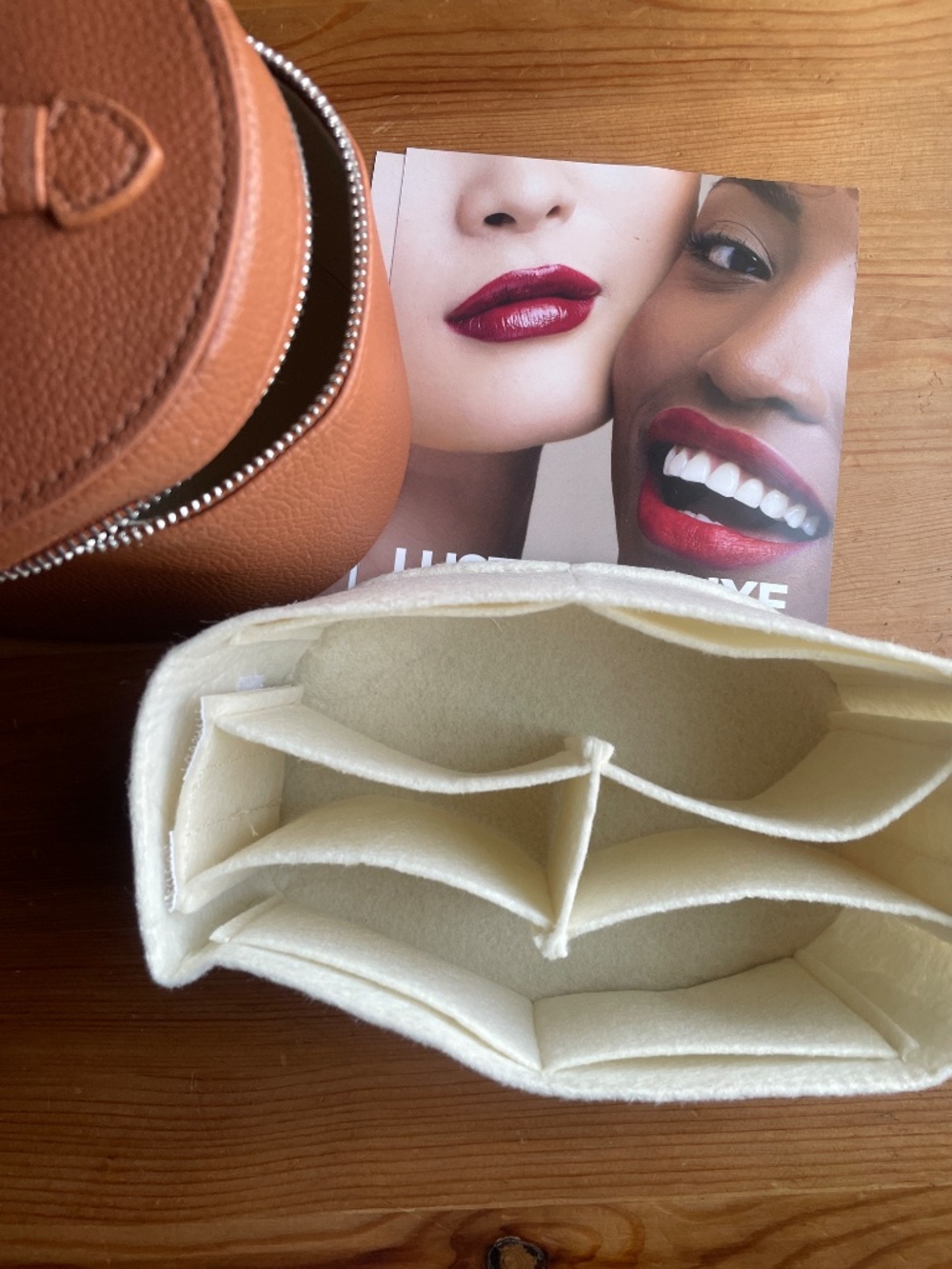 Saie brown Cosmetic Case with Secure Zipper and Sturdy Design